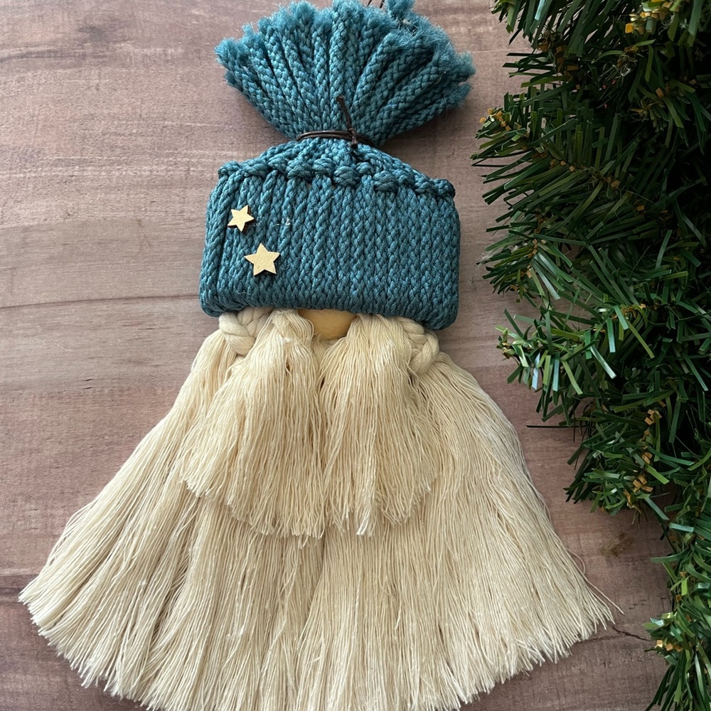 CHRISTMAS GNOMES SET FOR SEASON DECORATION HANDMADE MACRAME ORNAMENTS - Picture 5 of 13